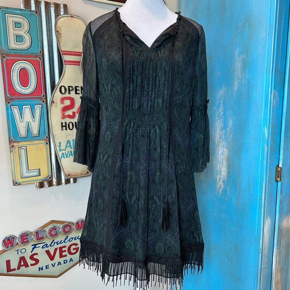 Elie Tahari Black and Green Silk Bell Sleeve Dress - Picture 9 of 13